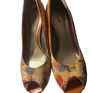 BAMBOO Floral Peep-Toe Heels - Multicolor
